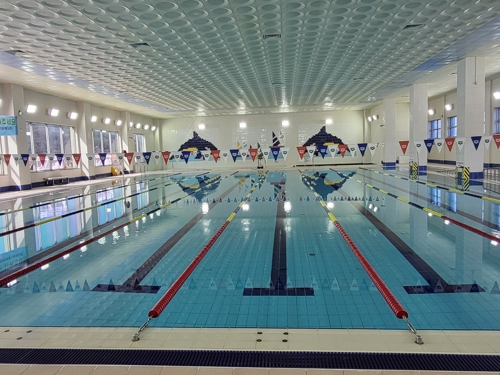 망마수영장의 모습을 찍은사진